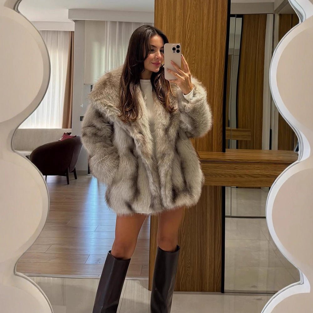 Women's Short Coat Oversize Faux Fur with Voluminous Shawl Collar and Boxy Silhouette Chichicherry - Chichicherry