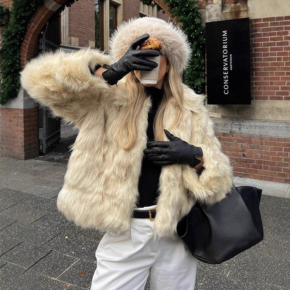 Women's Short Cut Boxy Faux Fur Coat with Long Pile Structure Chichicherry - Chichicherry