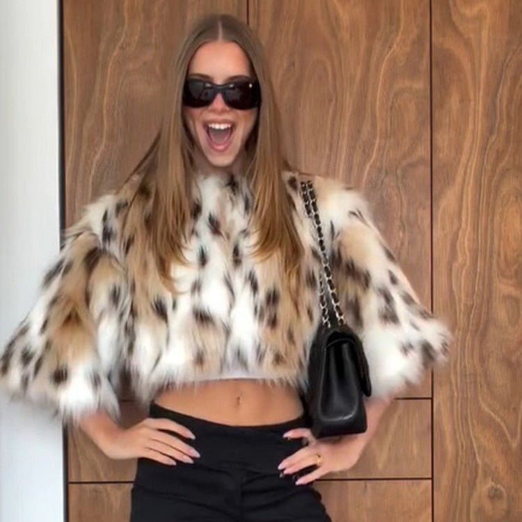 Women’s Short Cut Faux Fur Bolero with Leopard Pattern and Voluminous Three-Quarter Sleeves Chichicherry - Chichicherry