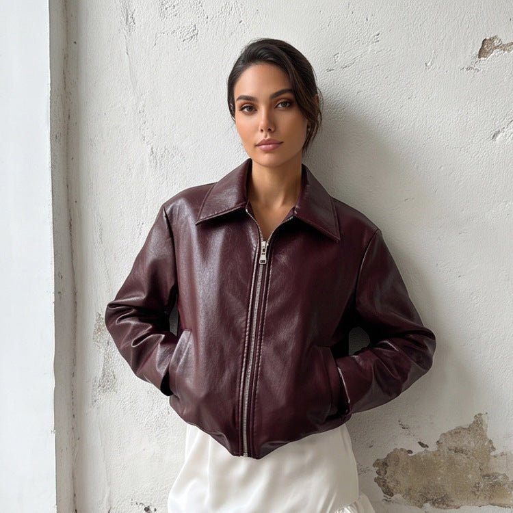 Women's short jacket made of vegan smooth leather look with pointed shirt collar and front zipper Chichicherry - Chichicherry