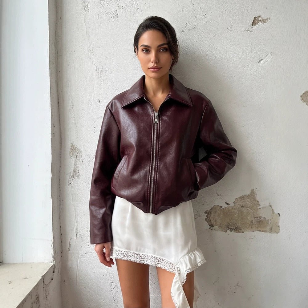 Women's short jacket made of vegan smooth leather look with pointed shirt collar and front zipper Chichicherry - Chichicherry