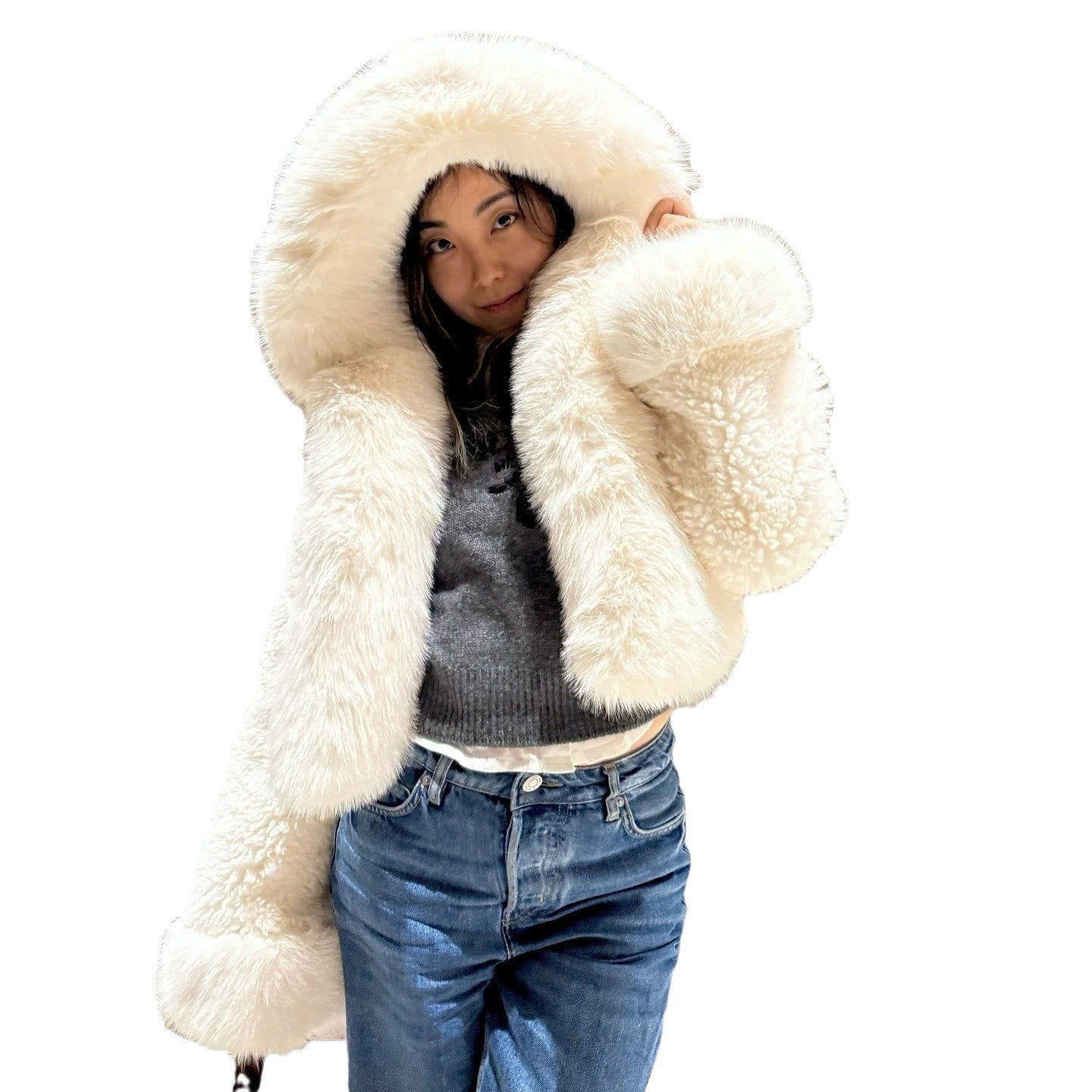 Women's short jacket made of voluminous faux fur with XXL hood and ball sleeves Chichicherry - Chichicherry
