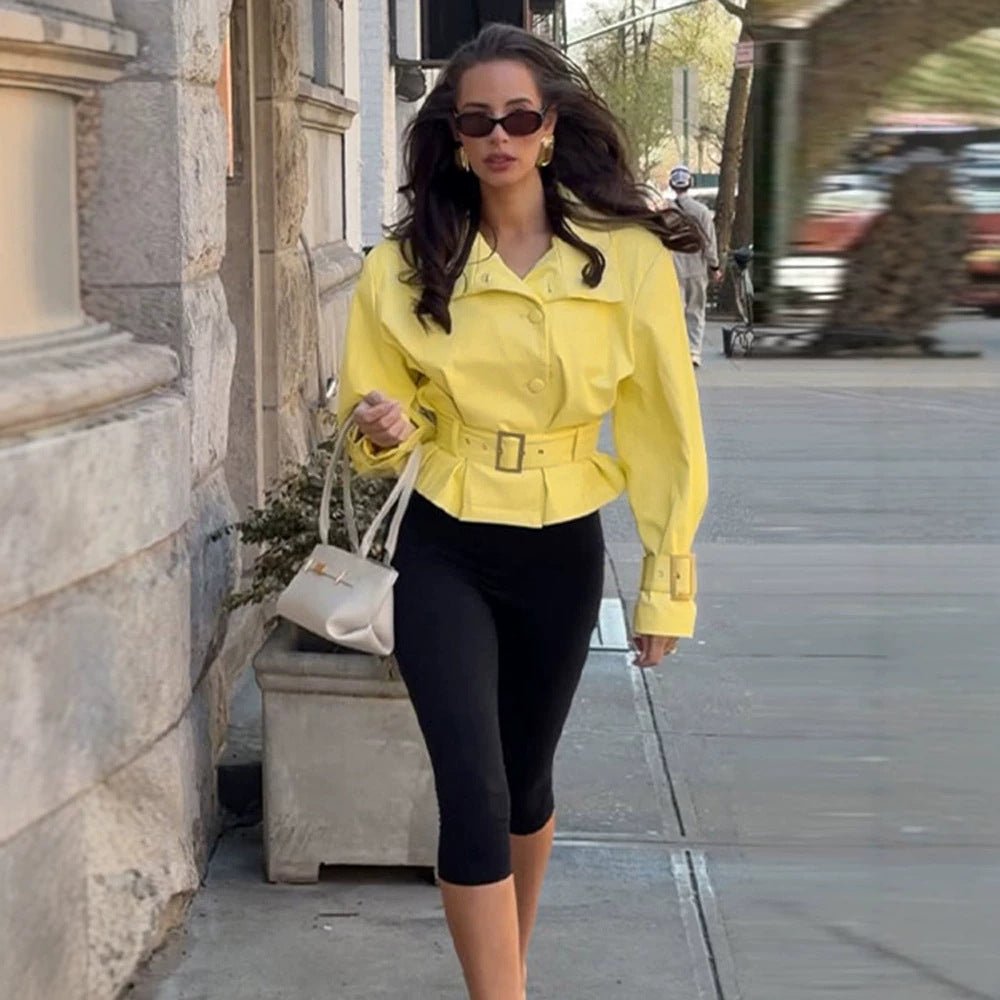 Women's short jacket with waist belt, high stand-up collar, and decorative cuffs Chichicherry - Chichicherry