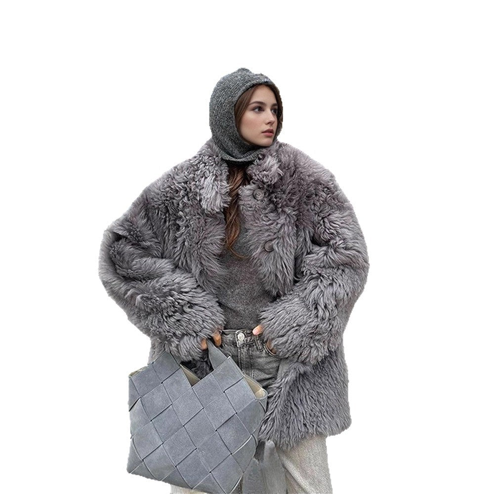Women's Short Oversize Faux Fur Coat with Voluminous Curly Texture and Button Closure Chichicherry - Chichicherry
