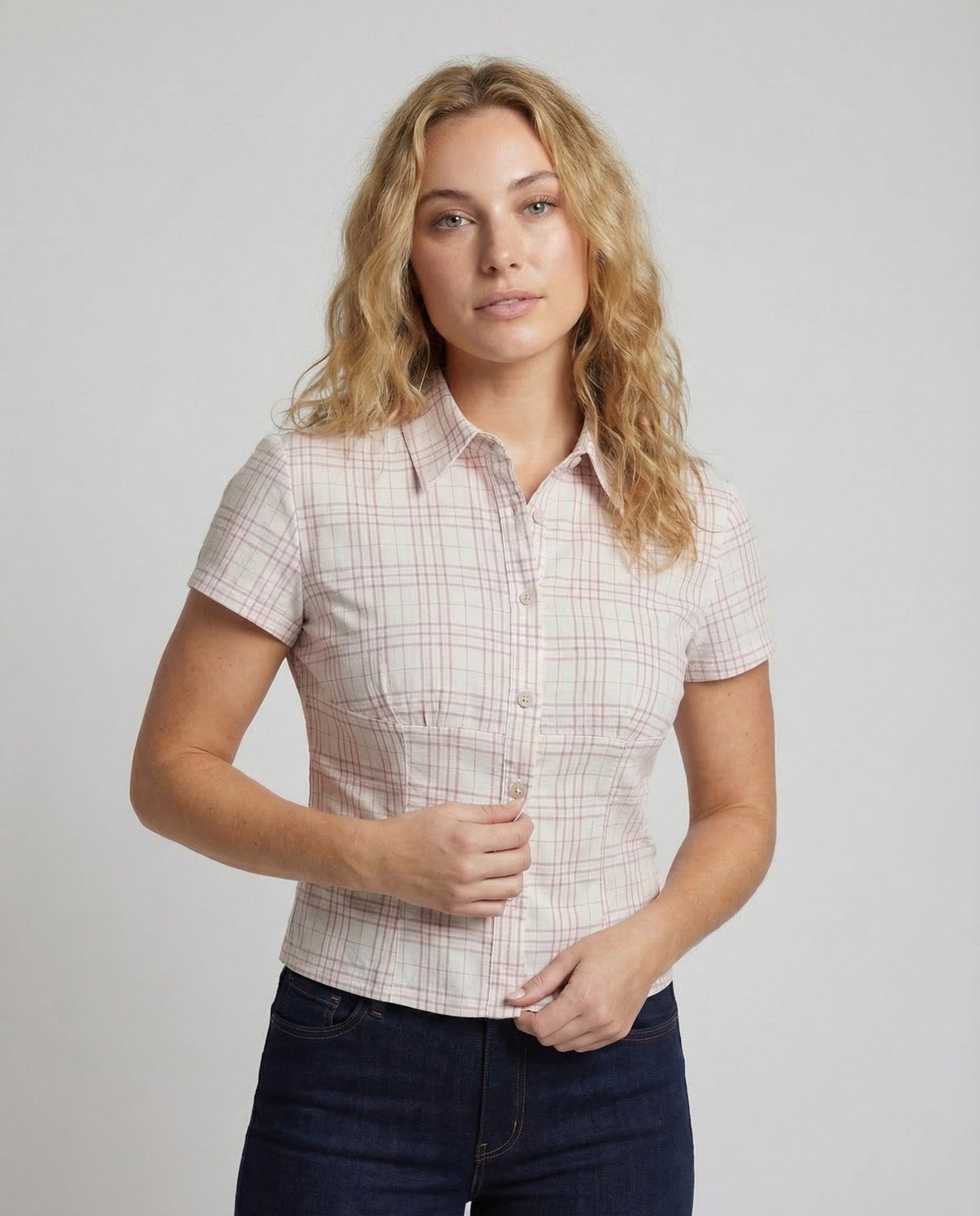 Women's Short Sleeve Blouse Checkered Shirt Collar - Chichicherry