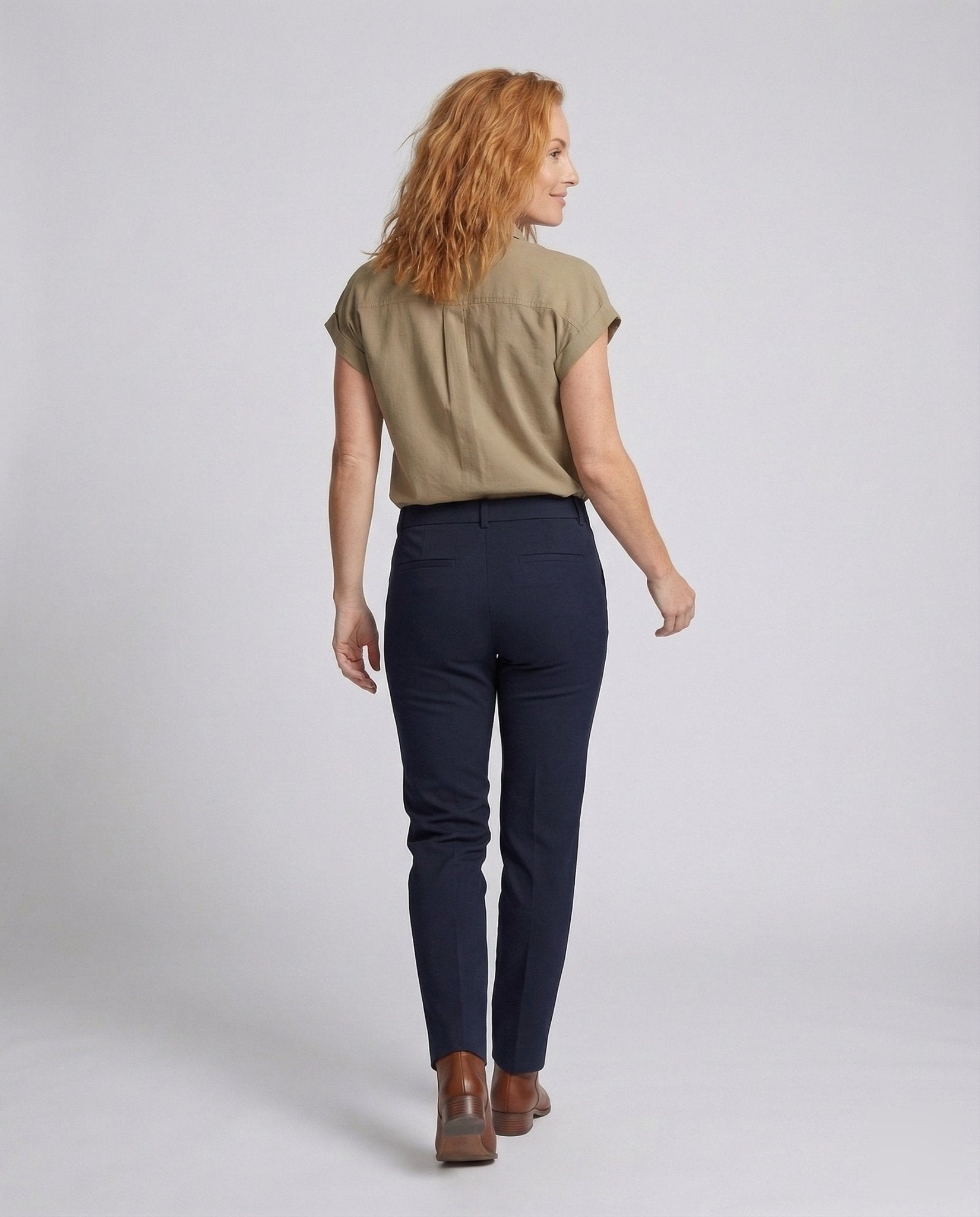 Women's Short Sleeve Shirt Blouse with Breast Pockets - Chichicherry