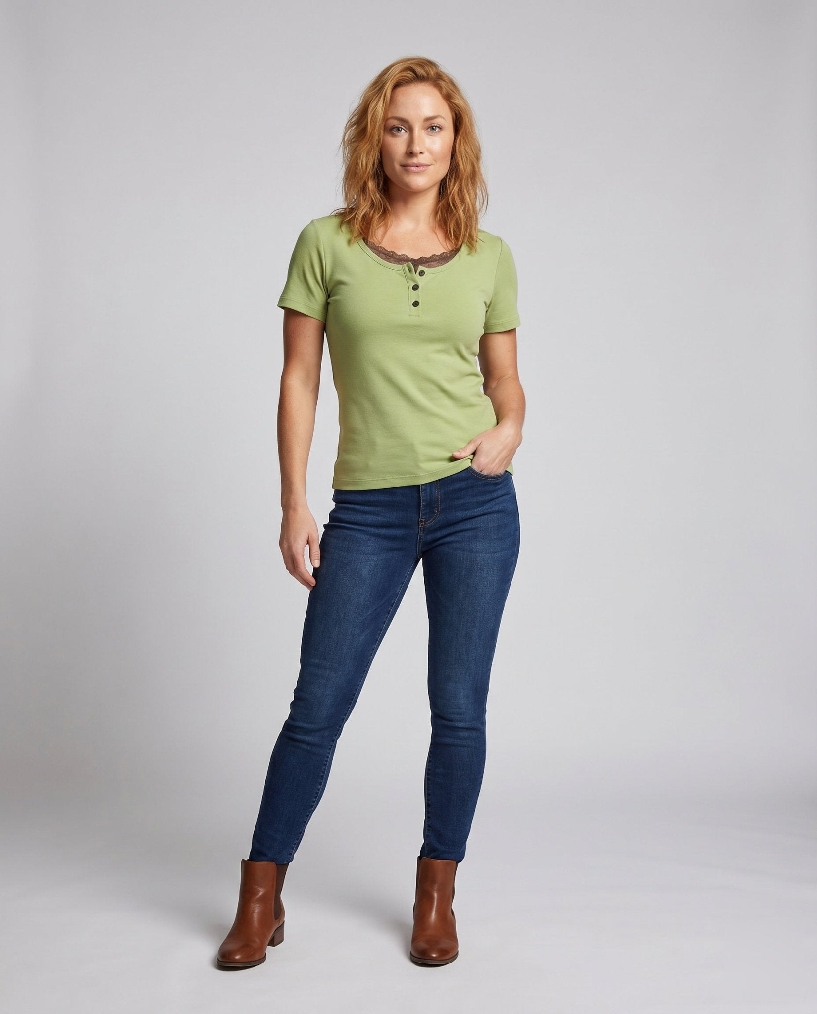 Women’s short-sleeve shirt with elegant button placket and lace accents - Chichicherry