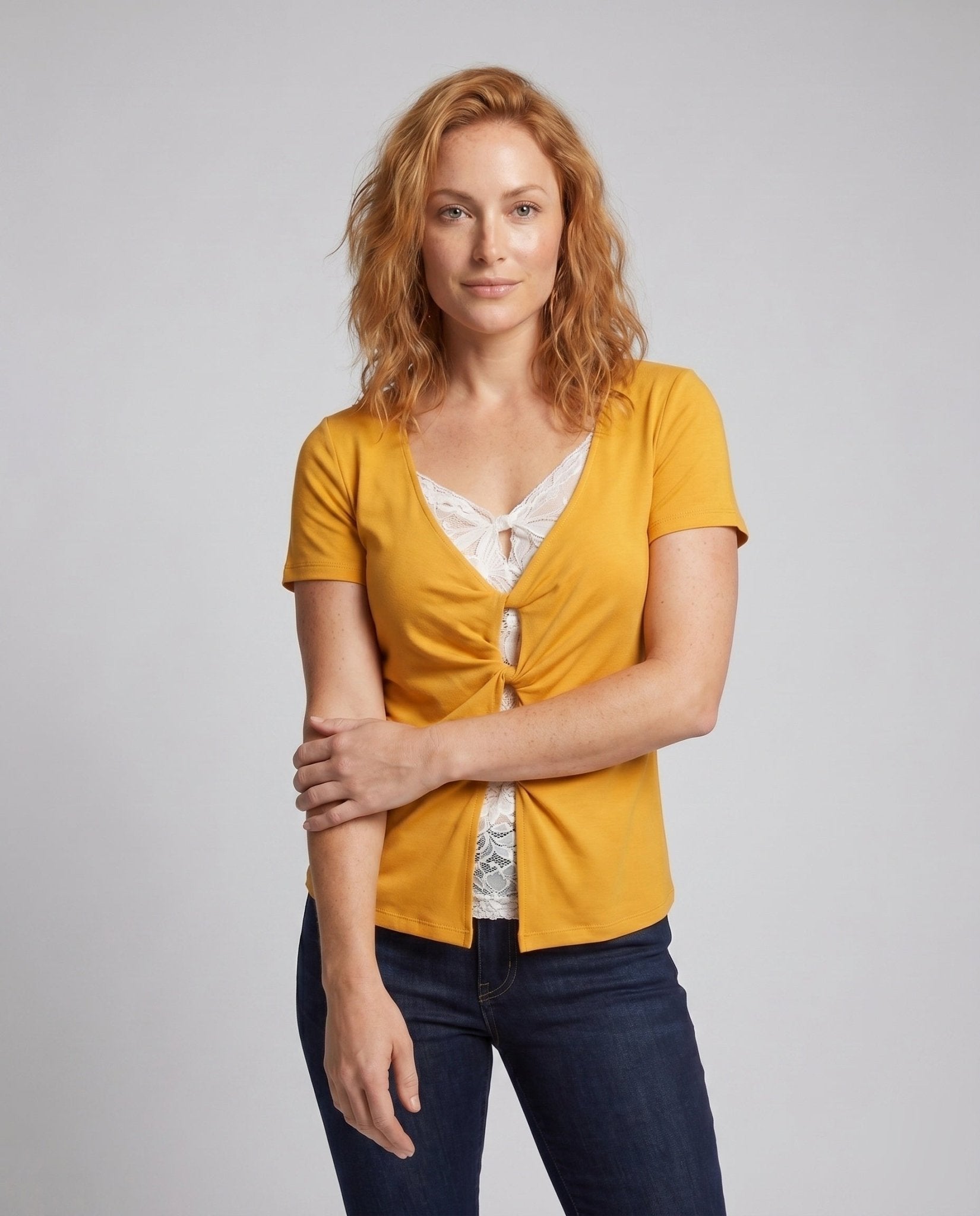 Women's short sleeve shirt with playful back lacing design - Chichicherry