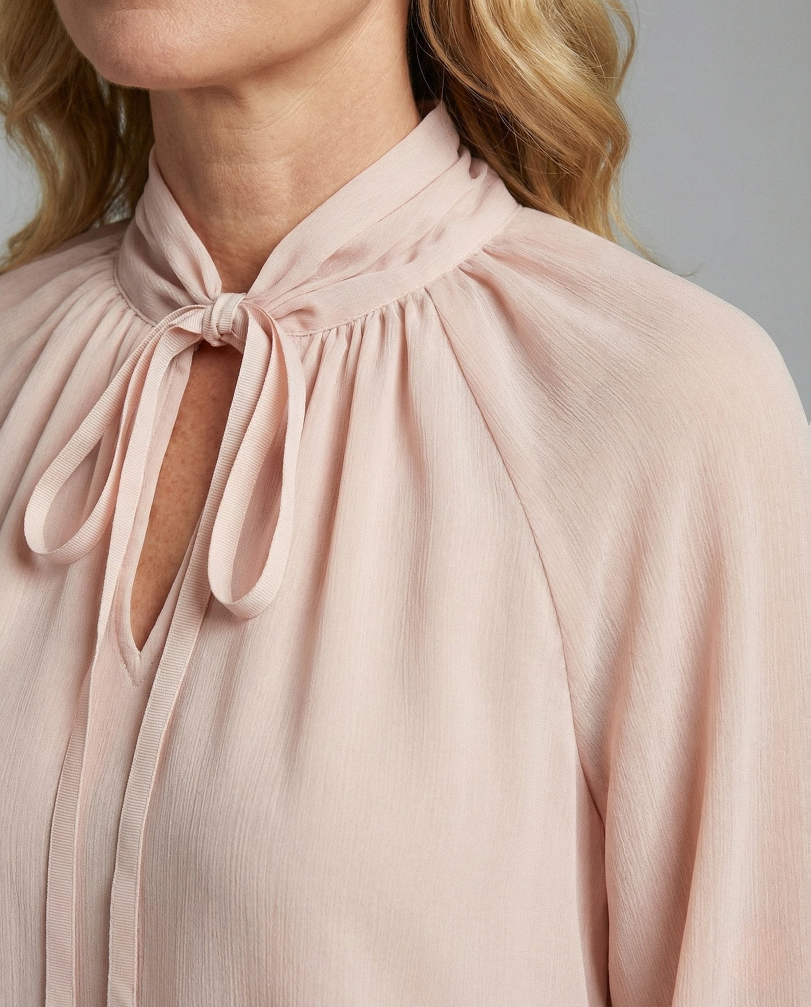 Women's Sleeveless Blouse with Bow Collar A-Line - Chichicherry