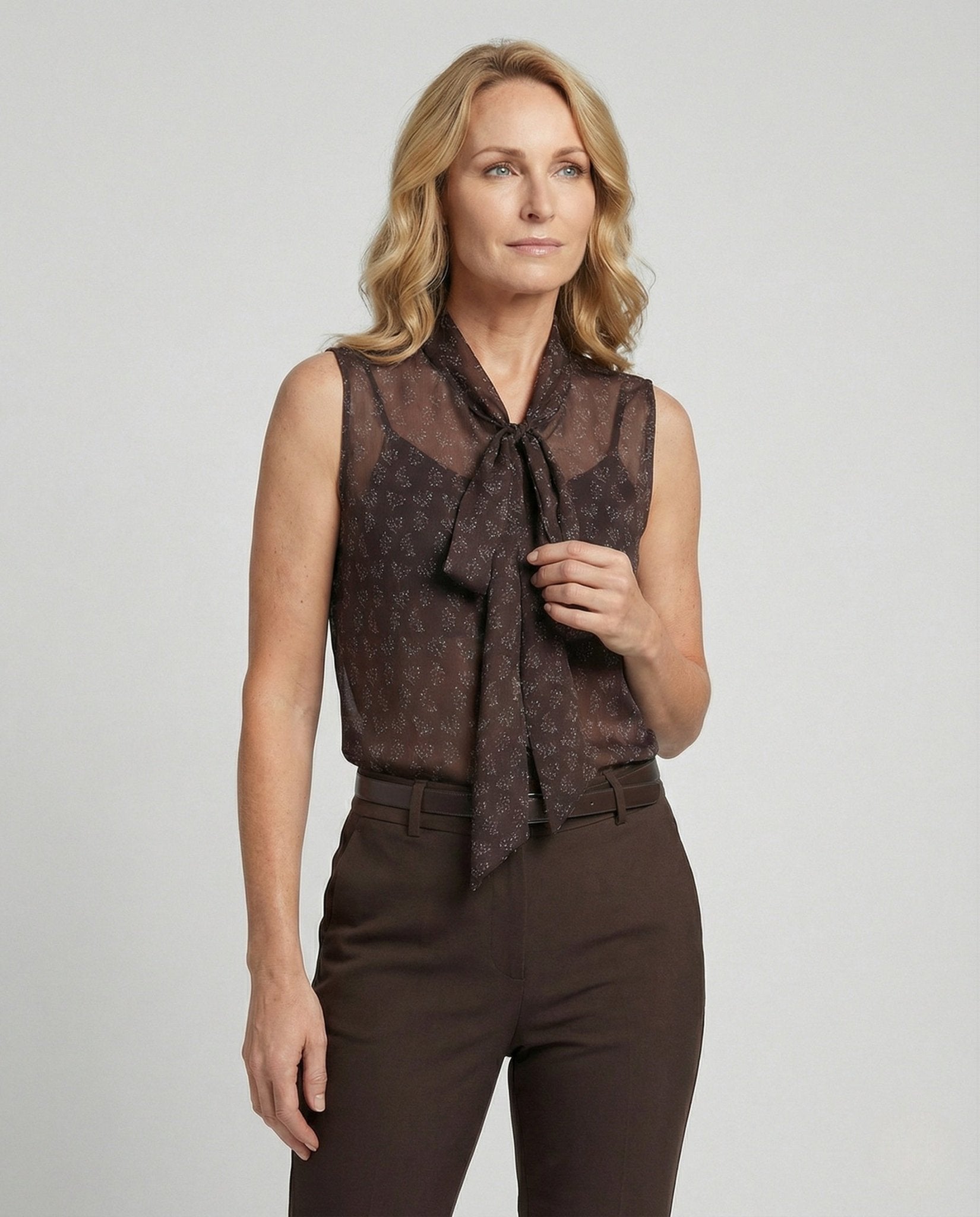 Women's Sleeveless Chiffon Blouse with Floral Pattern - Chichicherry