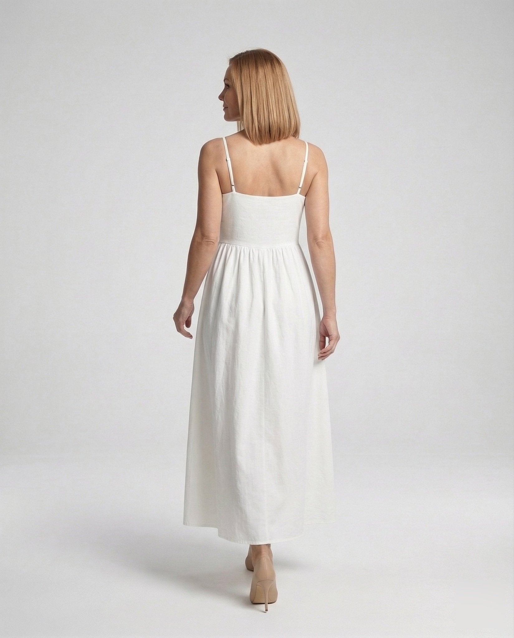 Women's Sleeveless Evening Dress with Square Neckline - Chichicherry