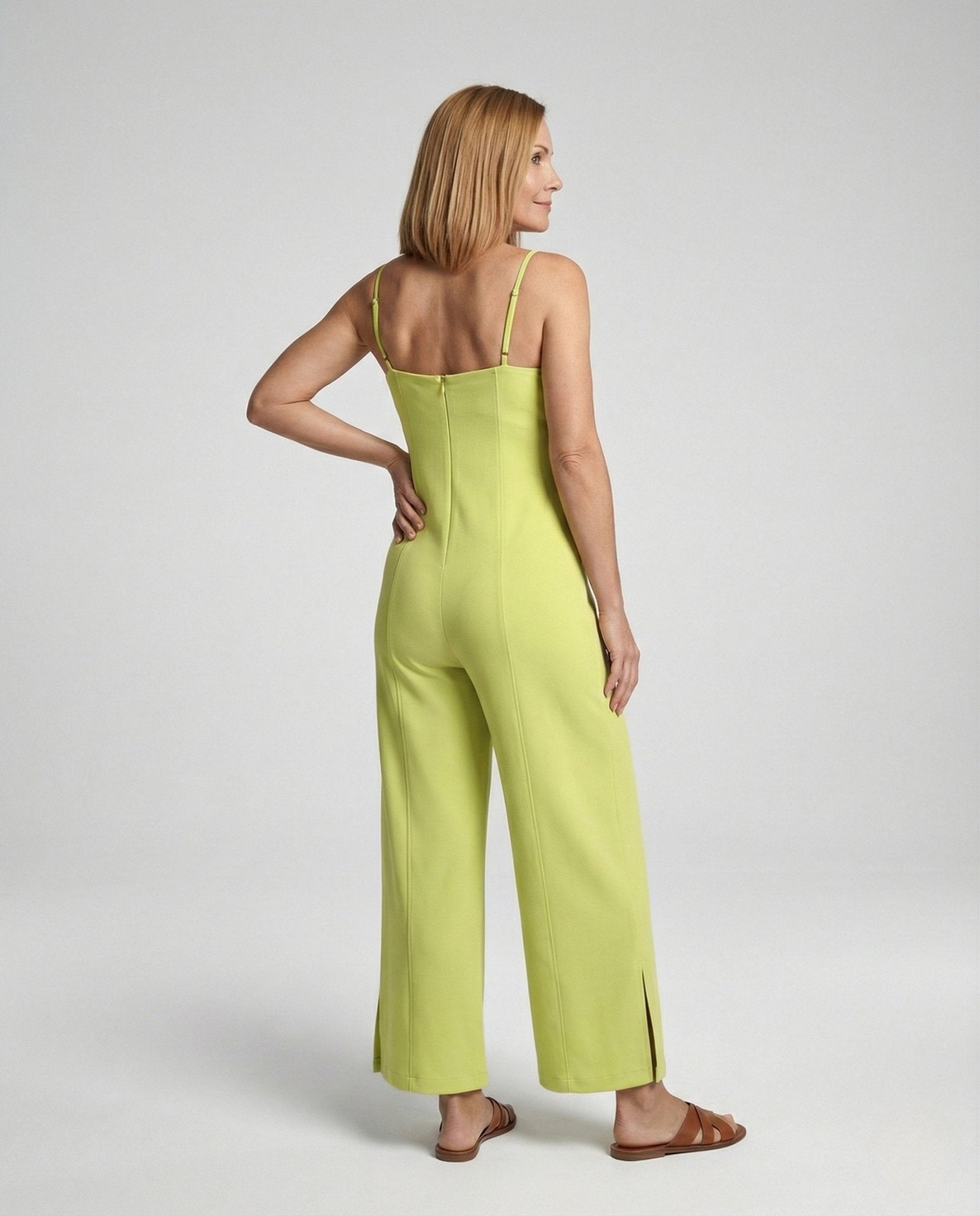Women's Sleeveless Jumpsuit with V-Neck and Wide Leg - Chichicherry