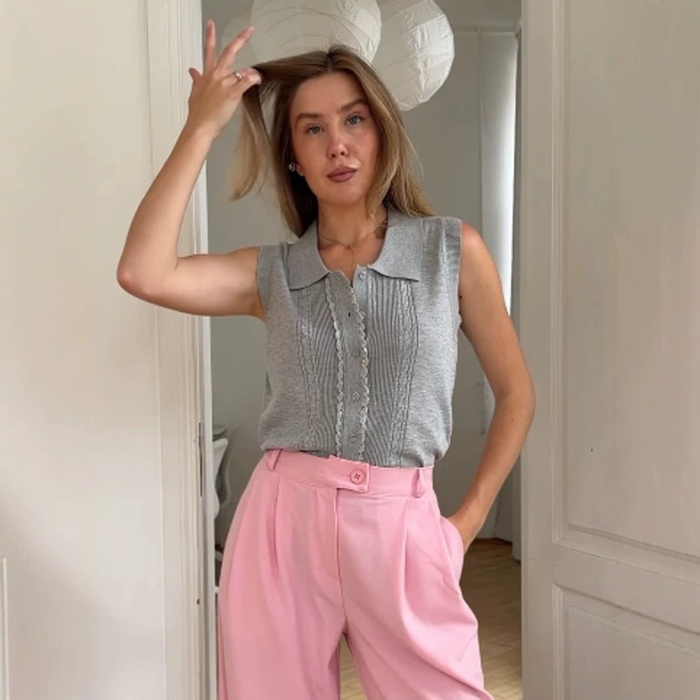 Women's Sleeveless Knit Top with Shirt Collar, Decorative Button Placket and Fine Texturing Chichicherry - Chichicherry