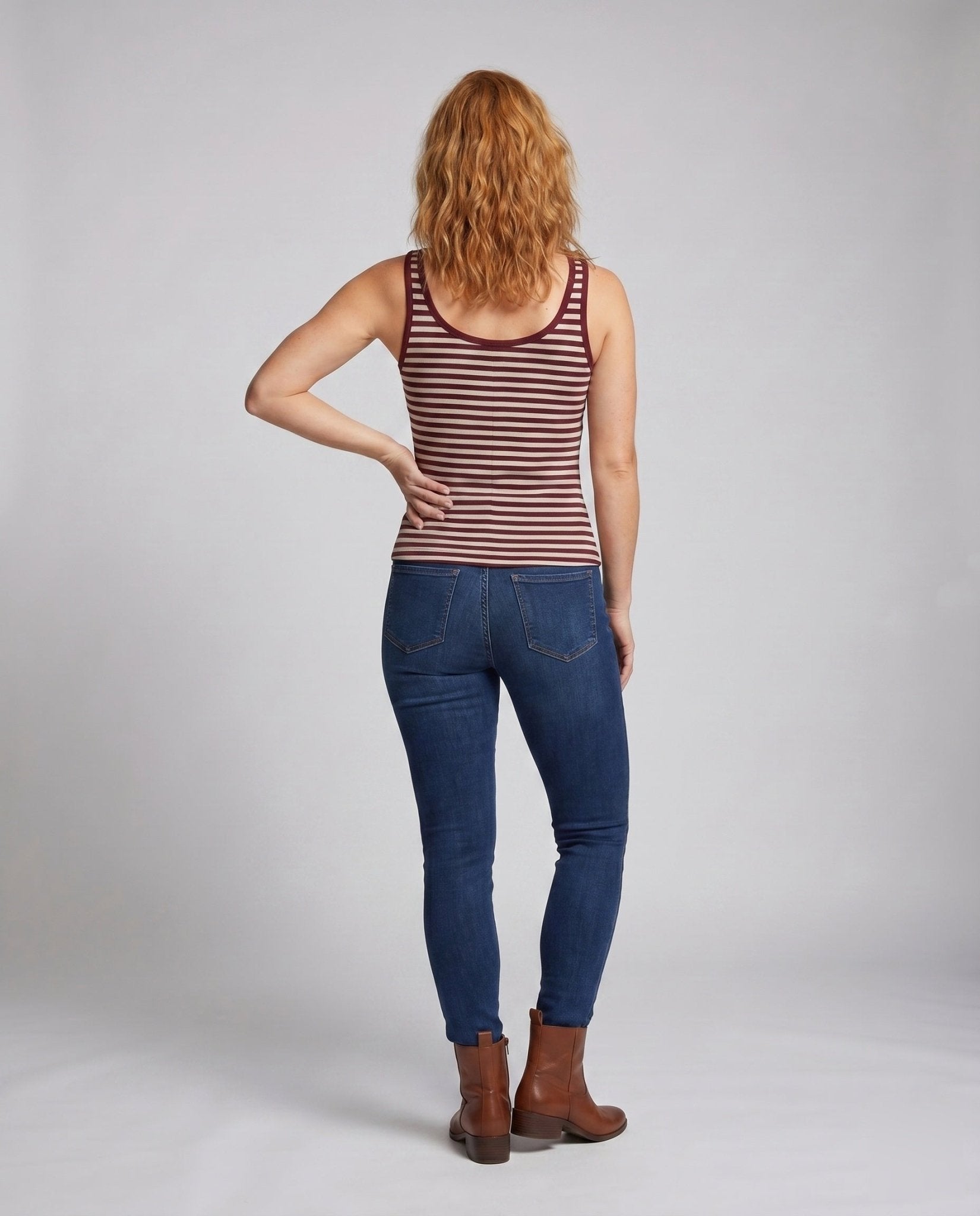 Women's sleeveless striped tank top with decorative buttons - Chichicherry