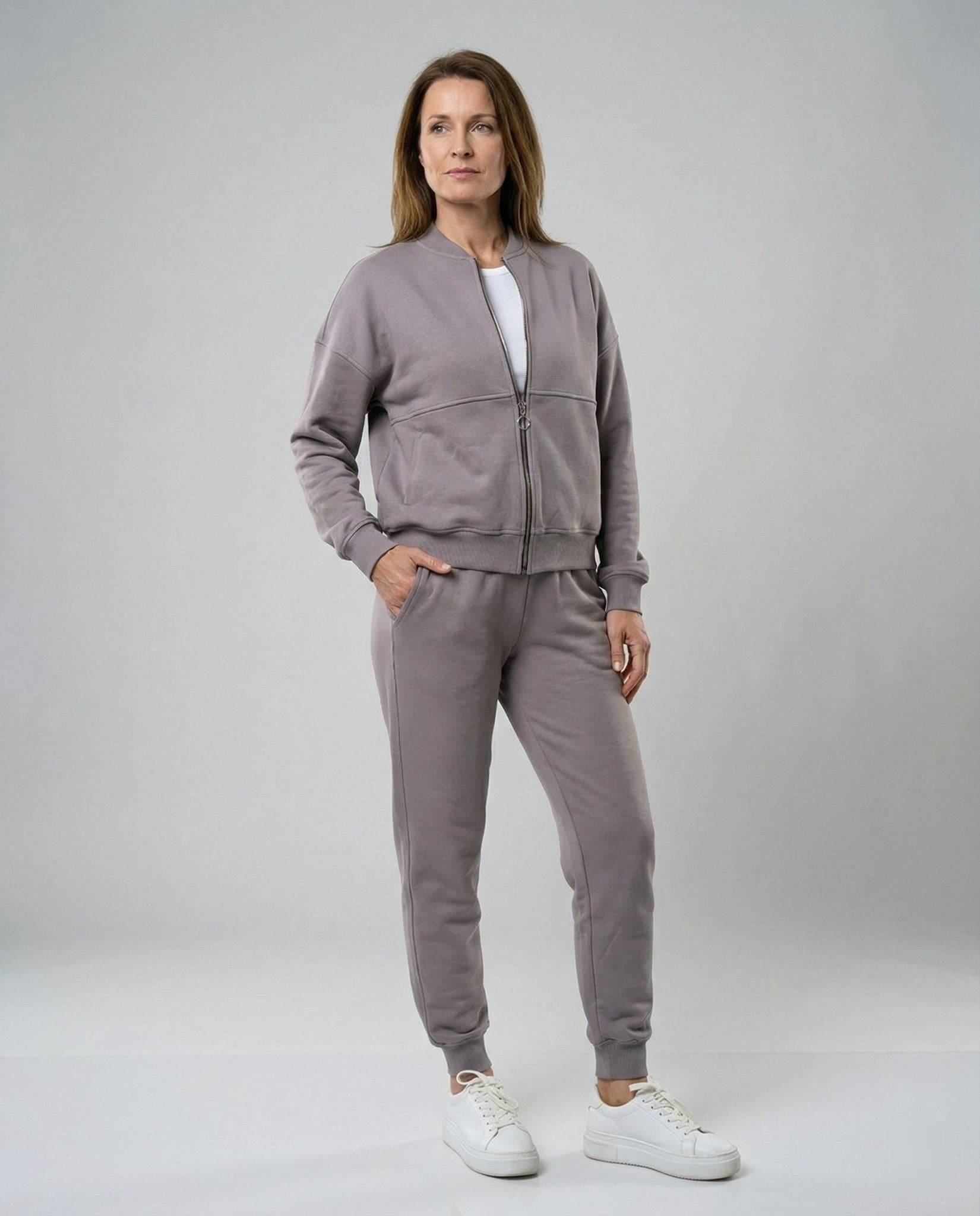 Women's slim fit leisure suit - Chichicherry