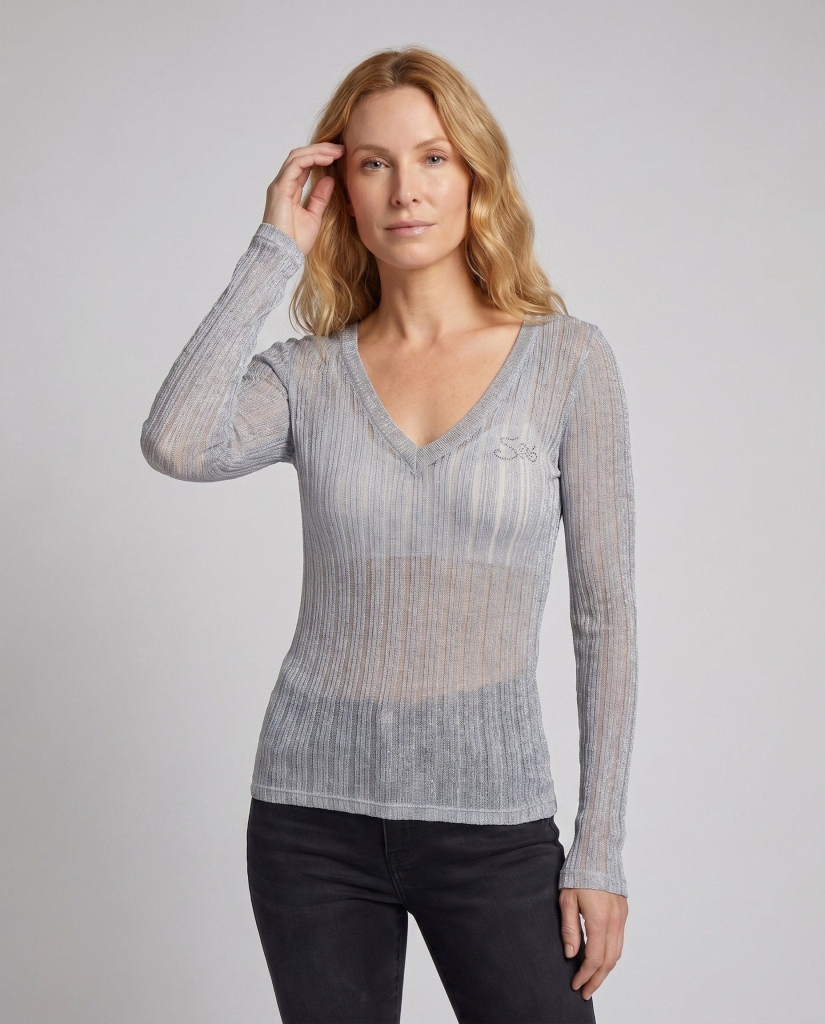 Women's stylish knit top with V-neck and fine stripes - Chichicherry