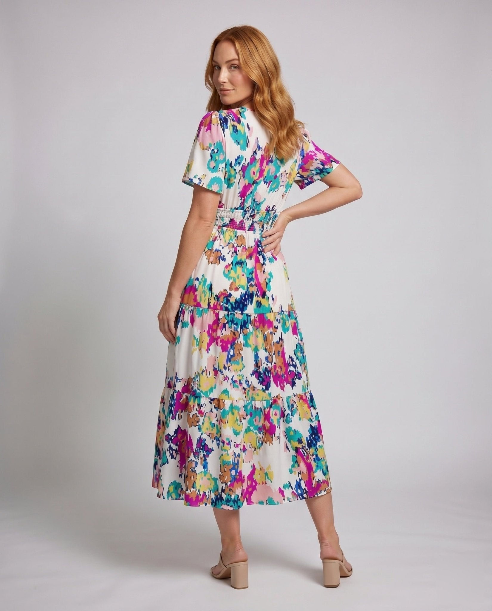 Women's summer maxi dress with elastic waistband and silky fabric - Chichicherry