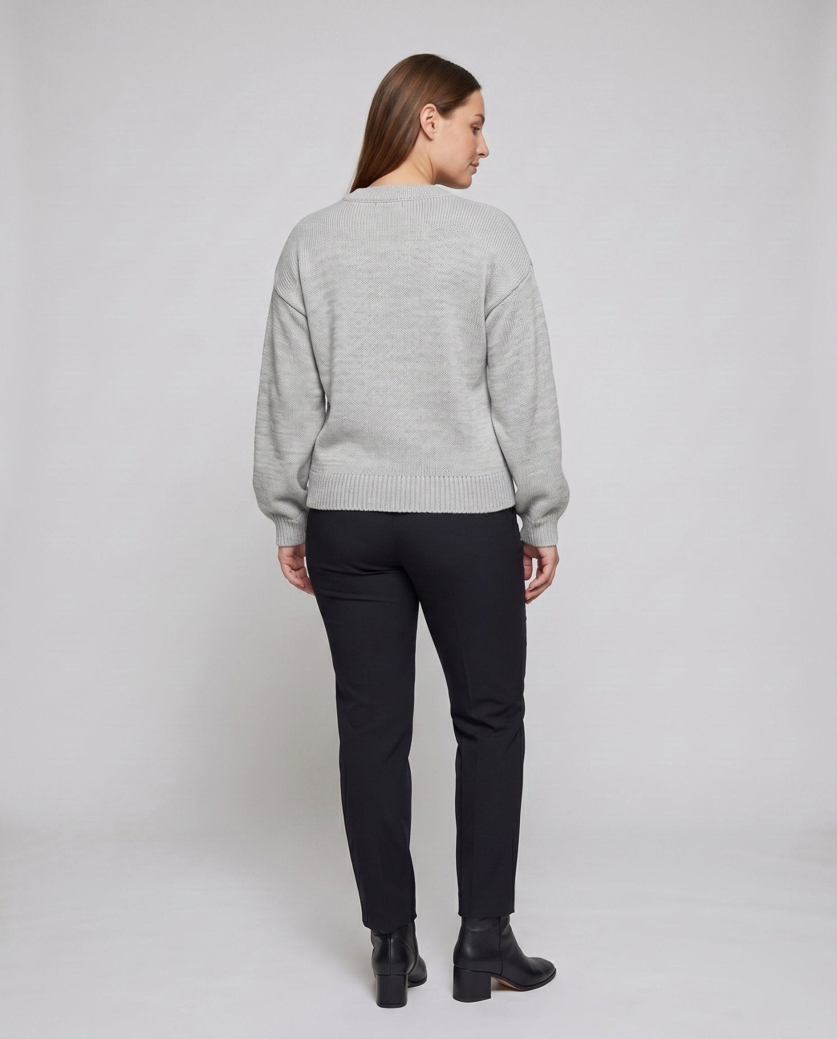 Women's sweatshirt with elegant floral embroidery insert - Chichicherry