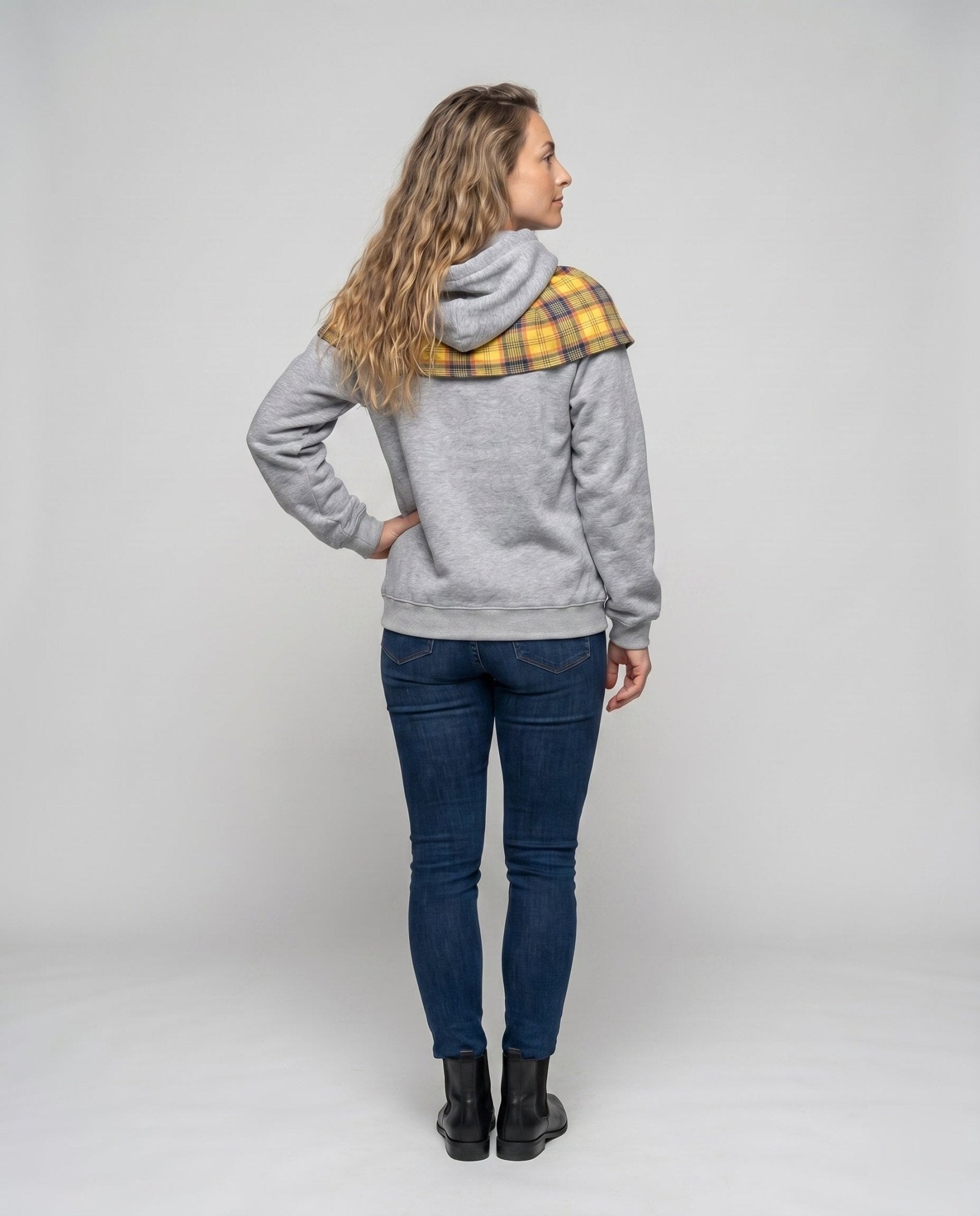 Women's sweatshirt with fashionable bow - Chichicherry