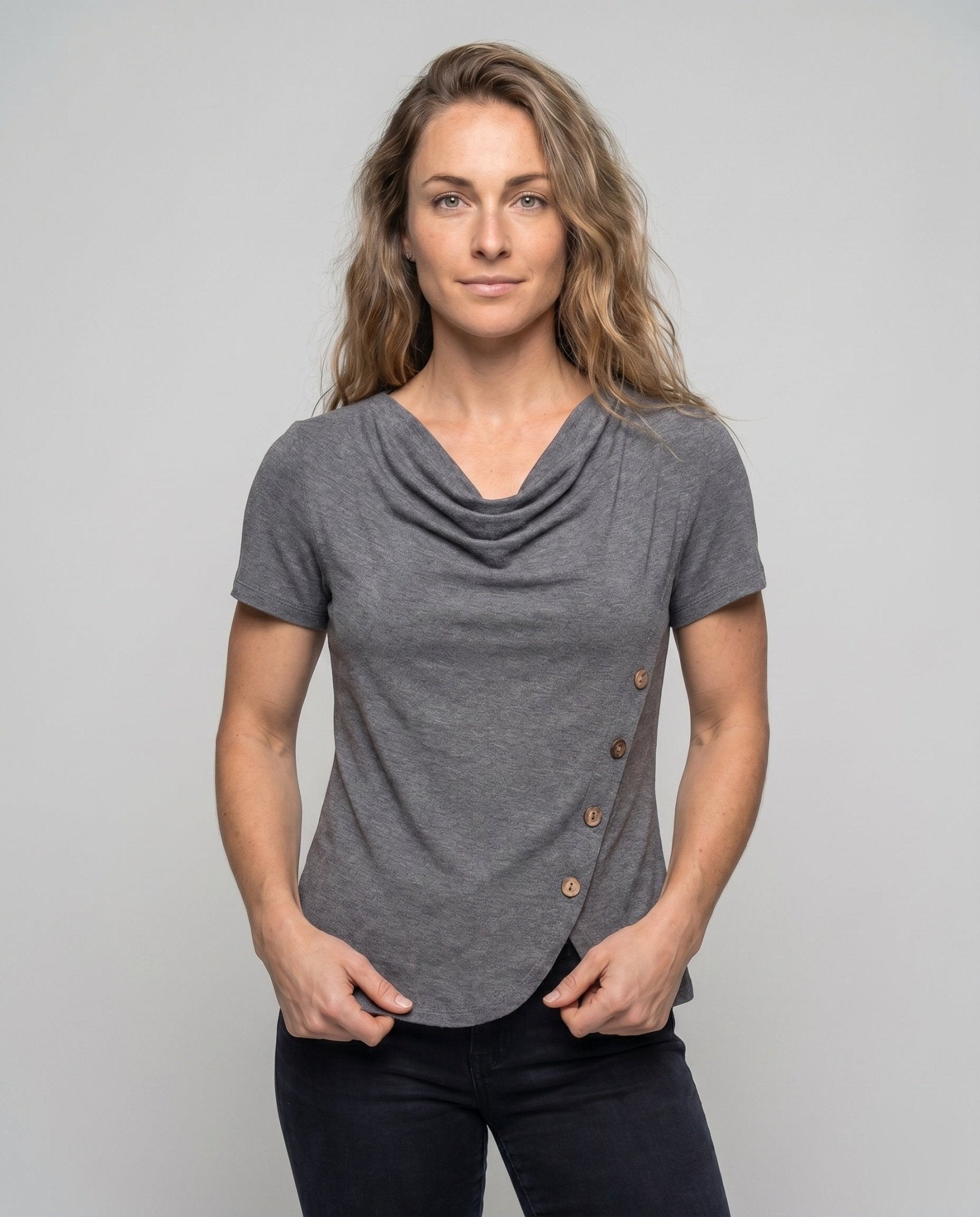 Women's T-shirt with asymmetrical cut and decorative buttons - Chichicherry