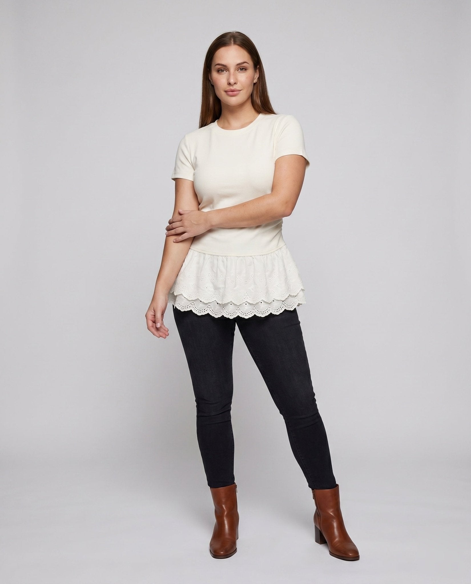 Women's T-Shirt with playful lace trim - Chichicherry