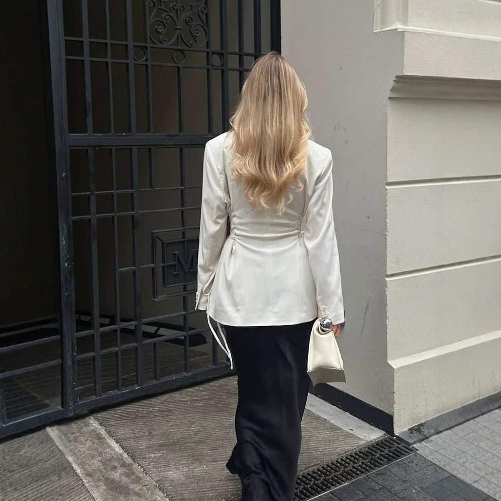 Women's tailored blazer with deep V-neck, zipper front and drawstring detail Chichicherry - Chichicherry