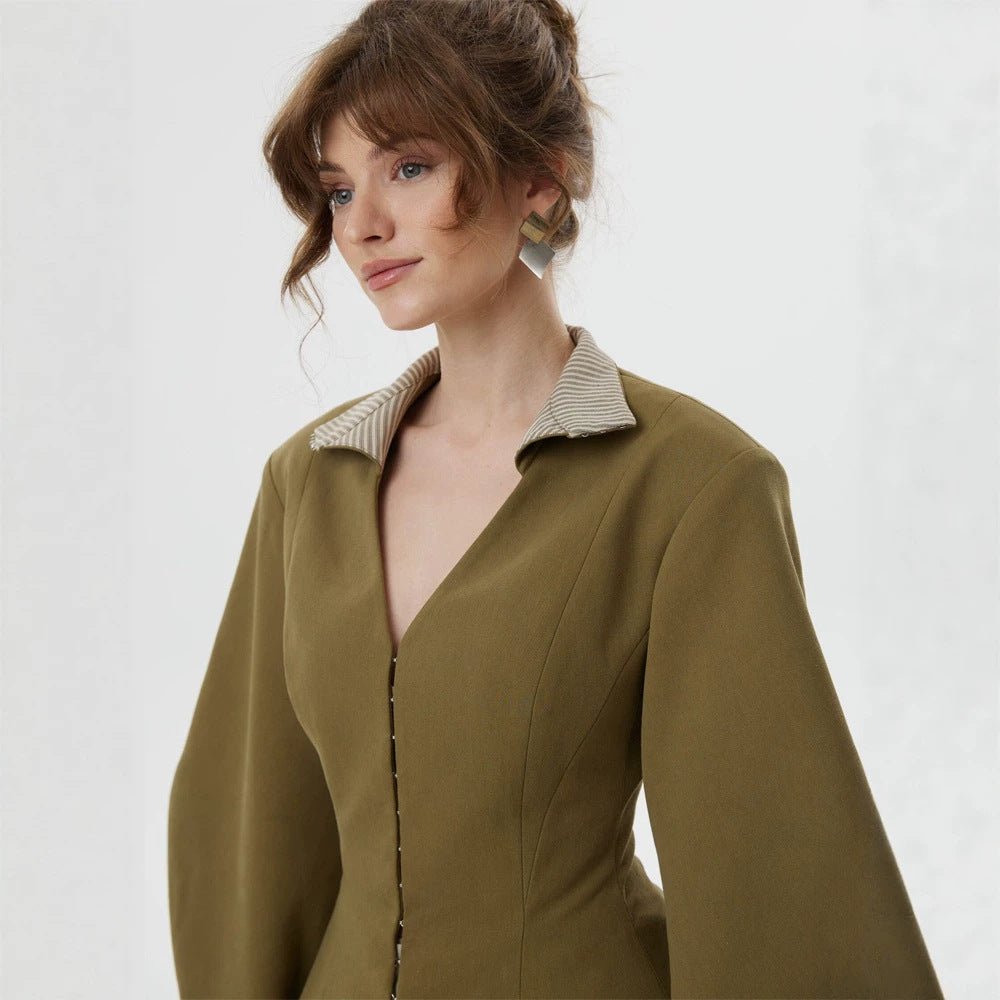Women's tailored jacket with standing collar, cut-out and balloon sleeves Chichicherry - Chichicherry