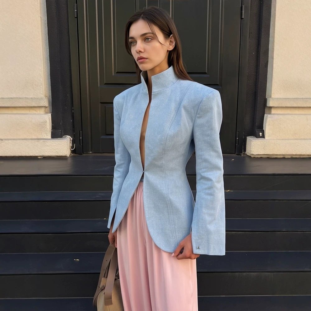 Women's tailored stand collar blazer with concealed hook closure and curved hem Chichicherry - Chichicherry