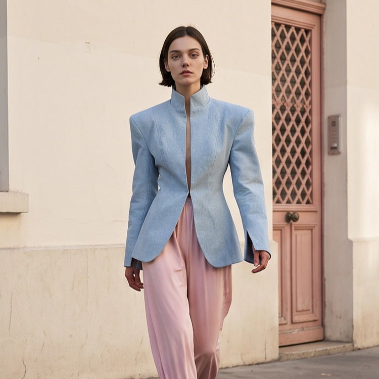 Women's tailored stand collar blazer with concealed hook closure and curved hem Chichicherry - Chichicherry