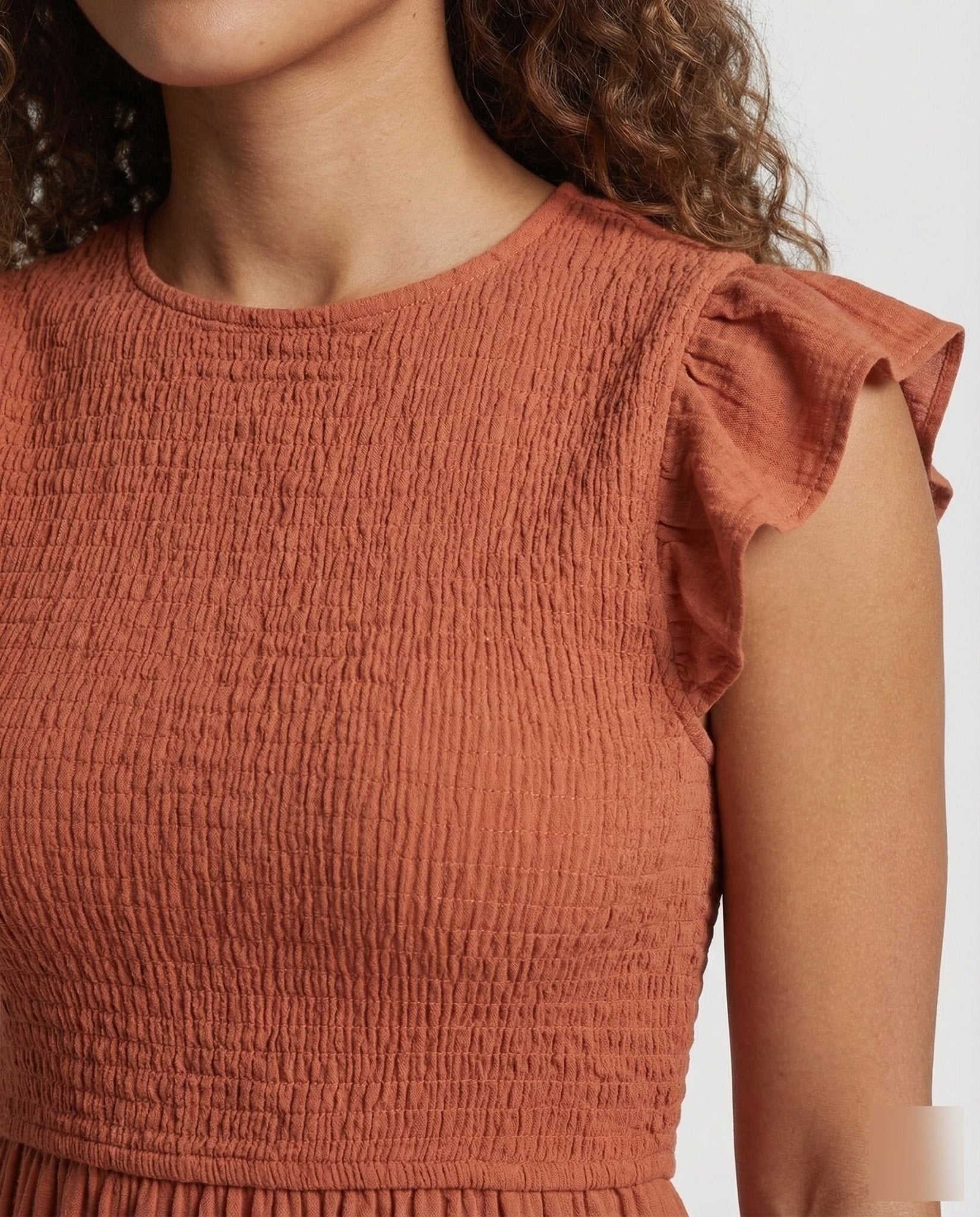 Women's tiered dress with frill sleeves - Chichicherry
