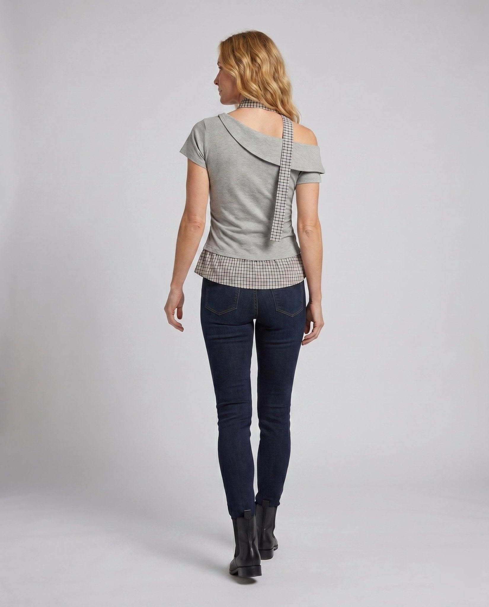 Women's top with asymmetrical cut and decorative check detail - Chichicherry