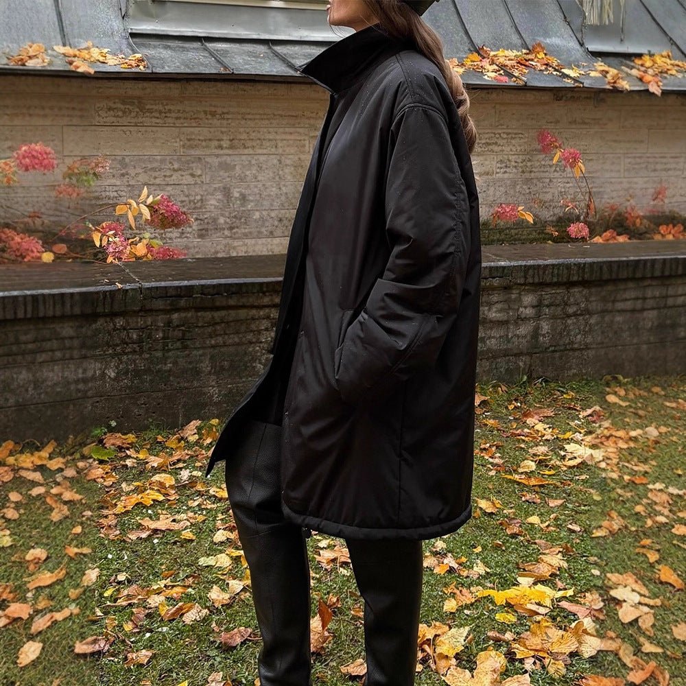 Women's transitional winter coat with minimalist quilting, high-closing collar and snap button closure Chichicherry - Chichicherry