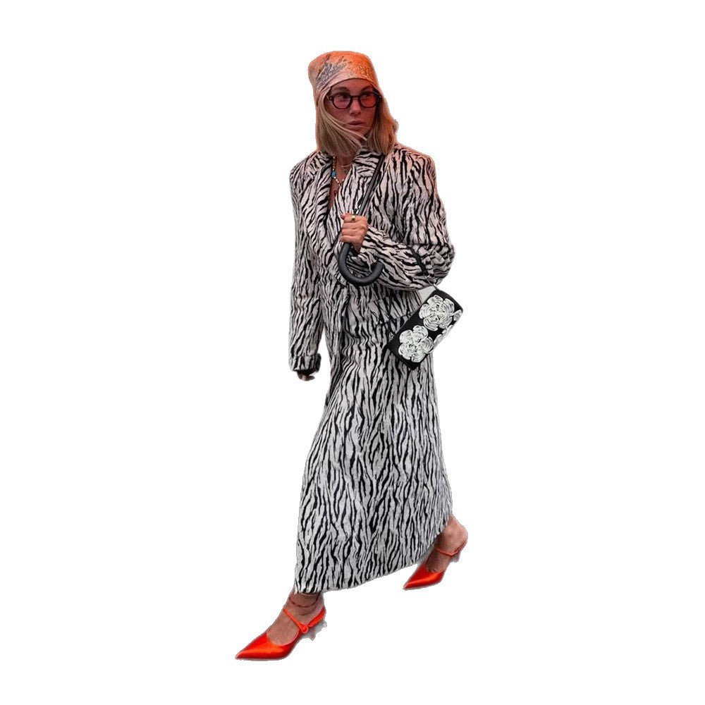 Women's Two-Piece Zebra Pattern Coat and Mini Skirt Set made of Textured Woven Fabric Chichicherry - Chichicherry