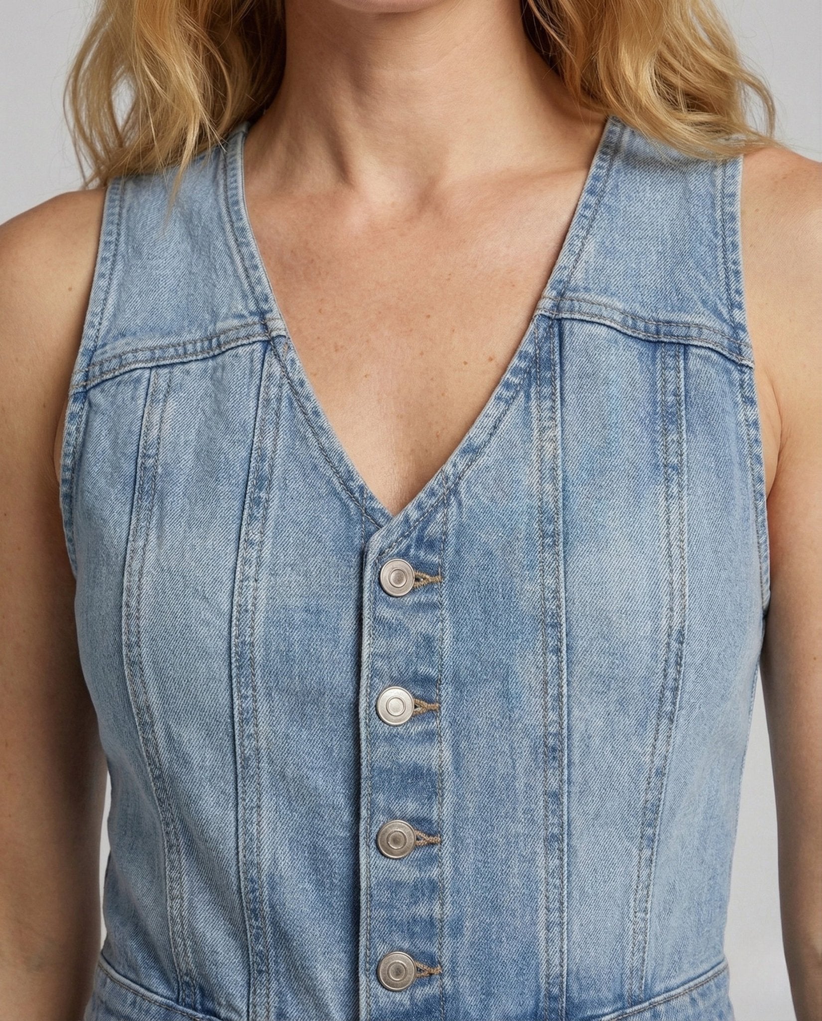 Women's Wide Denim Overall with V-neck - Chichicherry