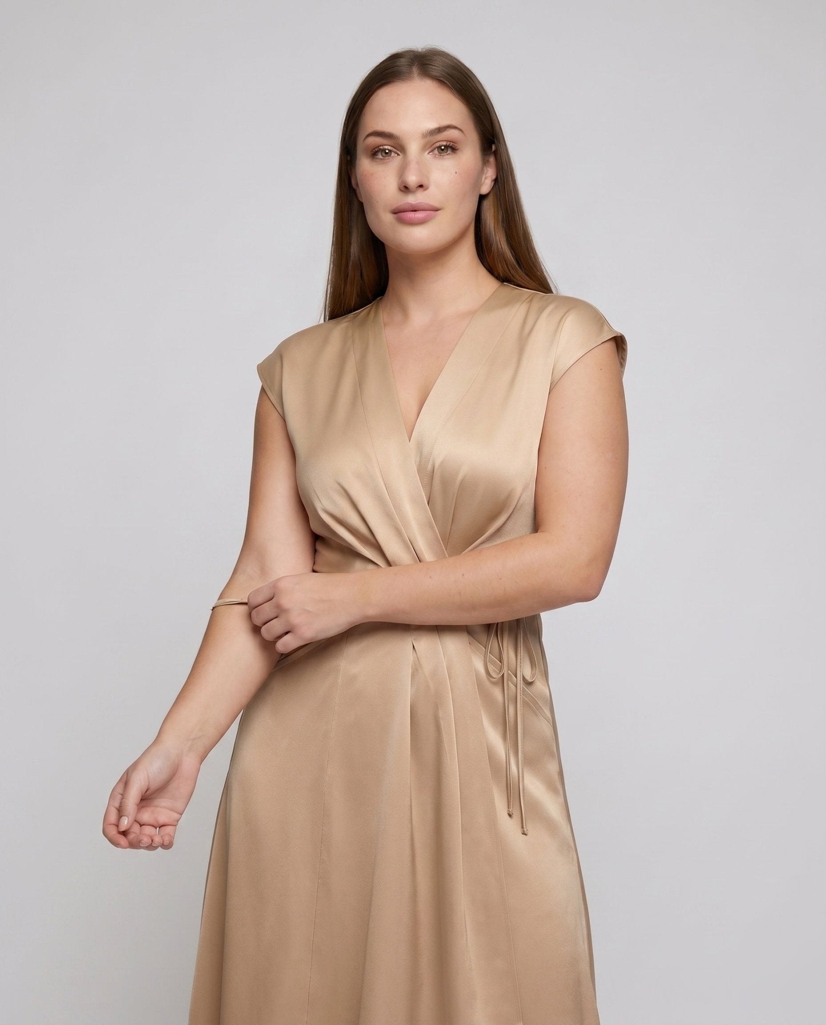Women's wrap dress with elegant tailored design and luxurious fabric - Chichicherry