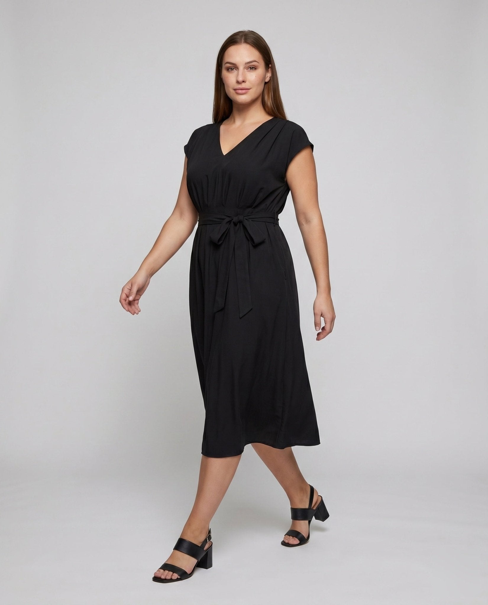 Women's wrap dress with elegant V-neck and adjustable sash belt - Chichicherry
