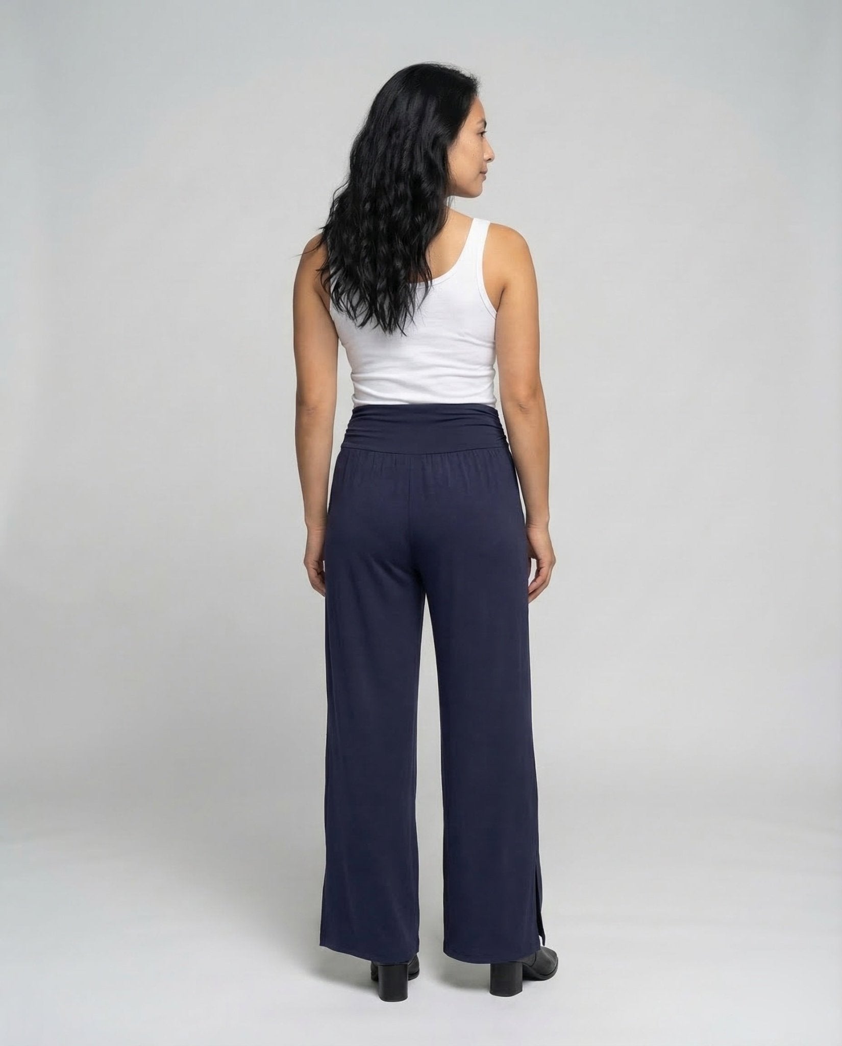 Women's Yoga Pants Wide Slit - Chichicherry